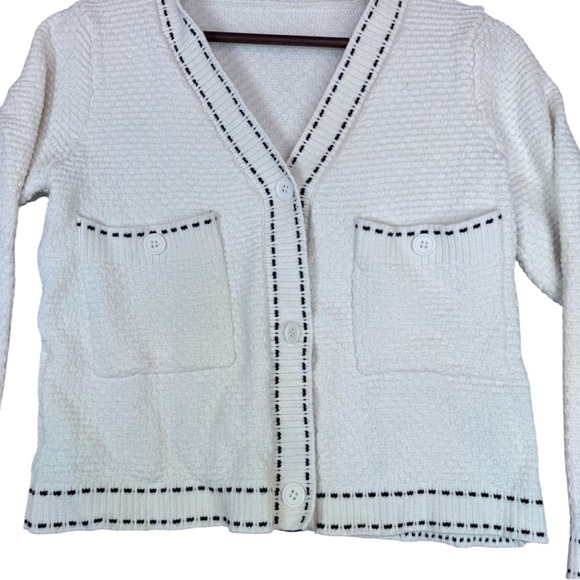 Textured White with Black Stitching Detail, V-Neck Button Up Woman’s Sweater - Picture 4 of 11